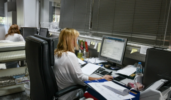 Citizens' evaluation of public services: Running forward or deja vu?